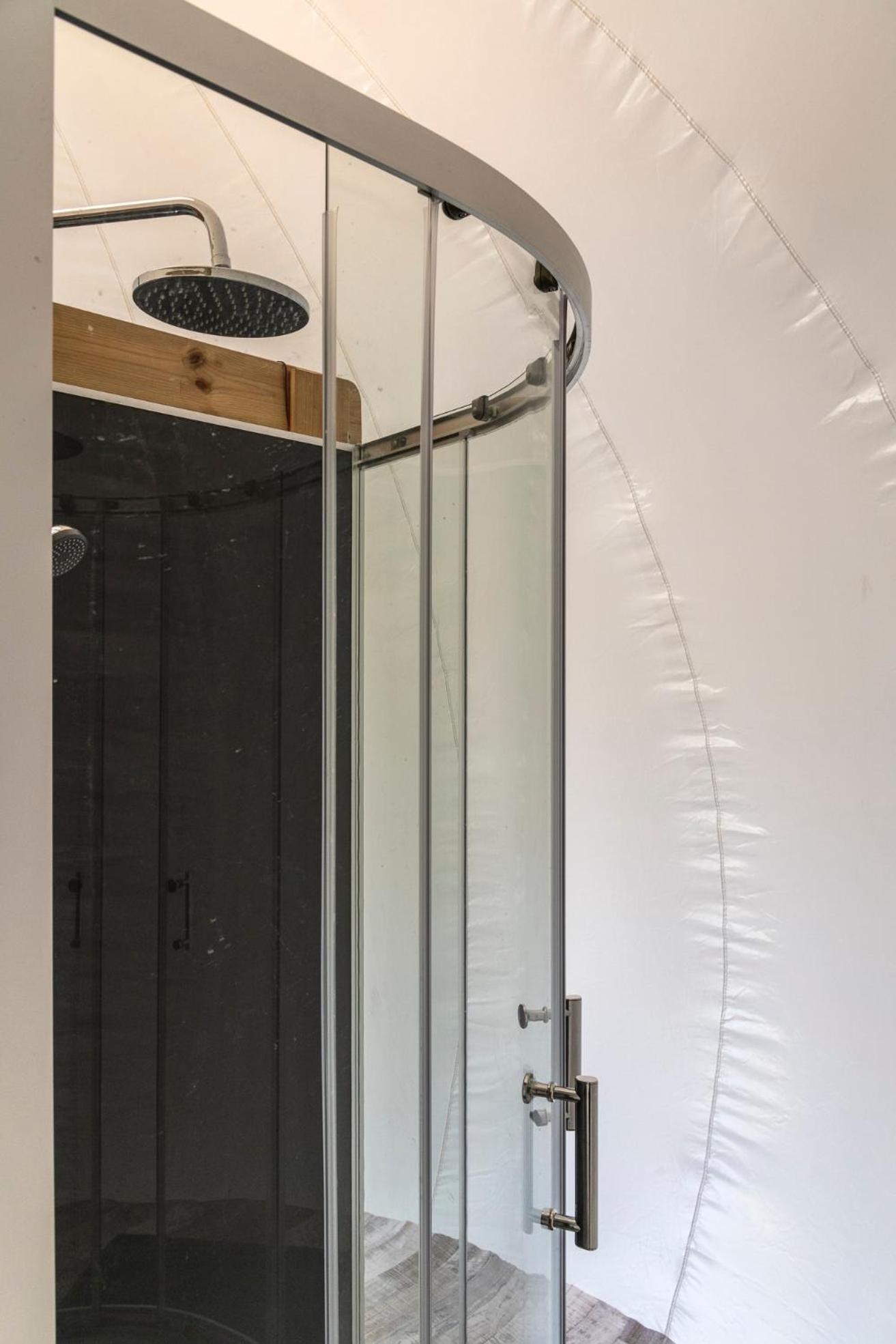 Au Calme Absolu Chez Nicolas Lindry 外观 照片